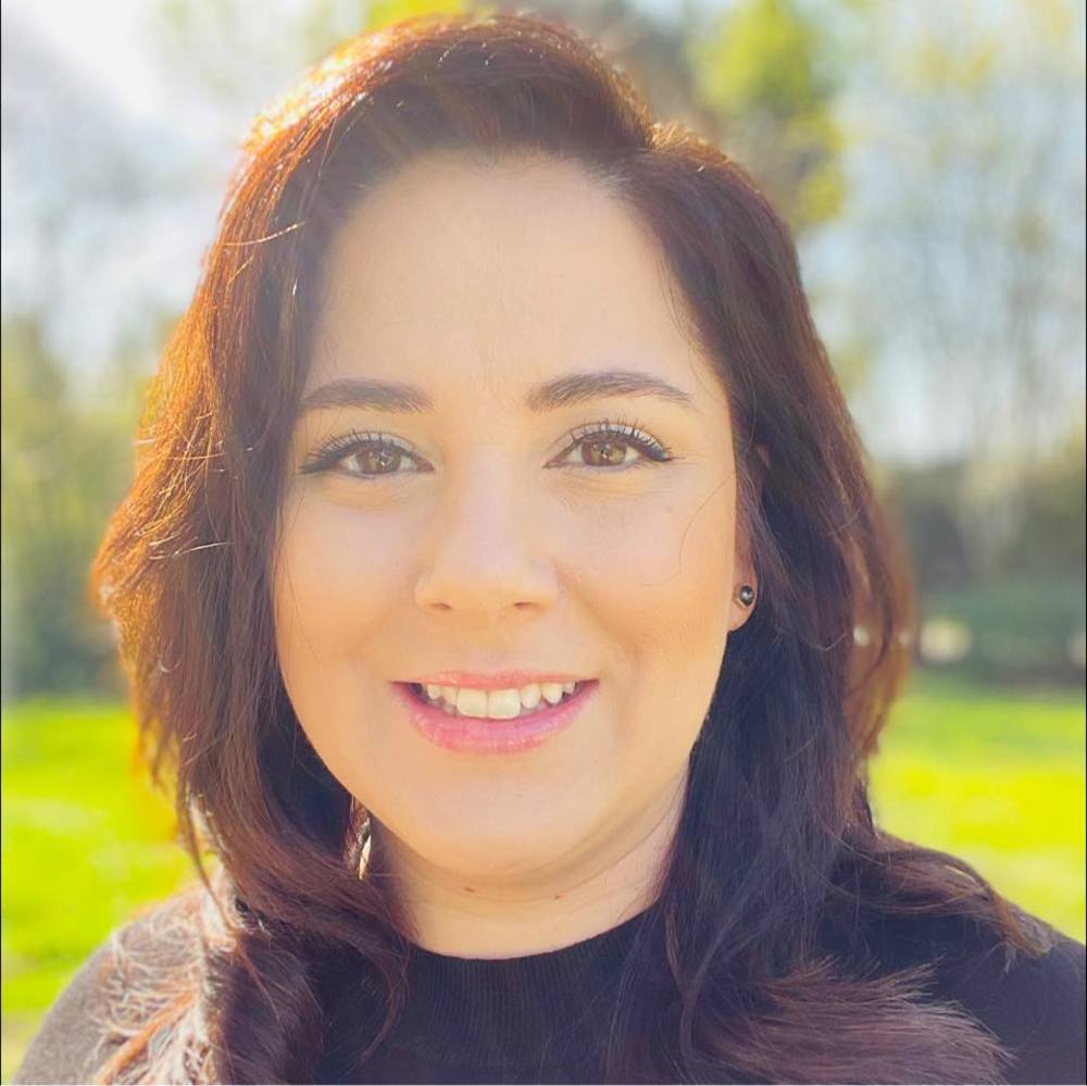 Meet your Posher, Paula